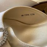 Touch Ups Ivory  Wedding Shoes 6M Buckle And Rhinestones. Photo 5