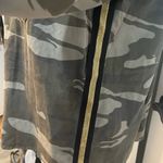 EXPRESS Camo Button Up Top. LTOP409 Photo 3