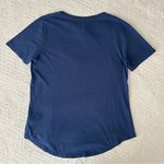 Aritzia The Group Babaton Foundation V-Neck Tee T-Shirt Dark Blue Women's M Photo 6