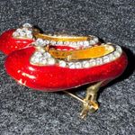 Ruby Red Dorothy Shoes Enamel w Rhinestone Vintage Pin Brooch Jewelry Photo 1