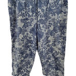 Fresh Produce  Women's 1X Blue Floral Capri Pants Elastic Waist  Cropped Photo 0
