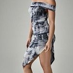 Urban Outfitters NWT Silence + Noise Arianna Black & White Shimmer Asymmetrical Mini-Midi Dress M Photo 2