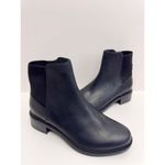 Clarks  Booties Size 9US Black Leather Pull On Block Heel Maye Palm Ankle Boots Photo 4
