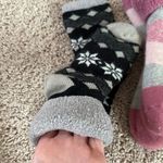 Boutique 4 Pairs of Slipper Socks Lush Barbiecore Pink Winter Christmas NWOT Photo 1