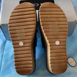 NWT GC Shoes
Women's Krista Perforated Flower Wedge
Mules Black Size 6.5 Photo 9