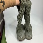 BEARPAW Women’s knit tall boots size 8 Photo 3