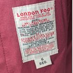 London Fog 90s Vintage  Women's Trenchcoat Red with Green Plaid Lining Size 6 Photo 4