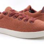 Allbirds  Women's Wool Piper sneaker in a terracotta or diablo color SIZE 8 Photo 0