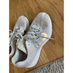 Nike sneakers size 7 white/off white winflo 5 Photo 5