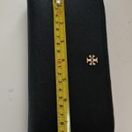 Tory Burch  Black Emerson Zip Passport Continental Wallet EUC Photo 9