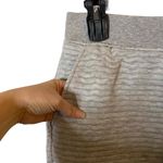 Athleta  Women Gray Striped Pockets Breathable Comfort Jogger‎ Sweatpants Size MP Photo 2