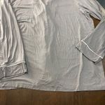 Barefoot Dreams  Luxe Milk Jersey Piped Pajama Top Women's Size Large Gray Modal Photo 8