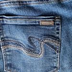 White House | Black Market  Crop Jeans Photo 5