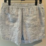 Ellen Tracy  Medium Light Blue Paisley Print Linen Shorts Photo 5