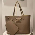 Marc by Marc Jacobs  Colorblock Tote with attachable pouch. Like new condition Photo 3