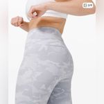 Lululemon  Wunder Under HR 28“ Tight Size 8‎ Incognito Camo Jacquard Alpine White Photo 2