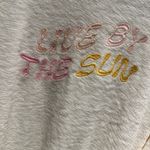Old Navy Live by the sun crewneck Photo 1