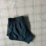 Lululemon Women's green Athletic Shorts Photo 5