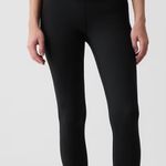 Gap Fit High Rise Leggings With Side Pockets Photo 10