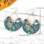 Vibrant Geometric Unique Shape Line Accents Delicate Flower Pattern‎ Earrings Photo 4