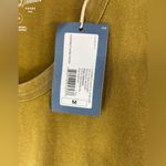 Universal Threads Universal Thread Women’s M Coconut Husk Short Sleeve scoope neck lightweight tee Photo 3