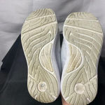 Under Armour  CHARGED PURSUIT WO SIZE 8 SNEAKER GRAY  WHITE GOOD CLEAN CONDITION Photo 11