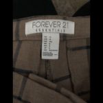 Forever 21 F21 essential grid pattern capris Sz 4 Photo 2