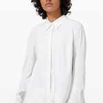 Lululemon  In the Moment Shirt long sleeve collar button down performance White Photo 0