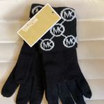 Michael Kors  MK Logo Knit Argyle Black White Acrylic Gloves NEW Photo 1
