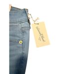 Universal Threads NWT Mid-Rise Light Wash Skinny Jeans Photo 1