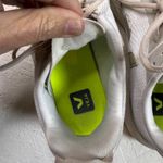 VEJA  Womens Running Shoes‎ Size 10 White Sneakers Athleisure Athletic Photo 4