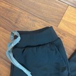 FIGS  Scrub Pants Photo 1