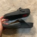 FitFlop  Lulu Adjustable Sandals Size 6 Toe Post Black Womens Wobbleboard Photo 4