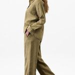 Athleta NWT Retreat Linen Olive Green Button-Up Shirt Sz XXS Photo 3