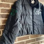Pretty Little Thing NFL Philadelphia Eagles Football Superbowl Cropped Black Puffer Jacket Photo 1