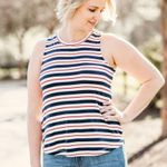 ✨ BAYABELLE BOUTIQUE
Babe Tank✨ Blue Size L Photo 1