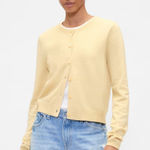 Gap  CashSoft Cardigan  Photo 0