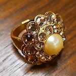 St. John 💕💕 Statement Cocktail Ring ~ Imitation Pearl Gold Jewels 8 NWOT Photo 5