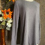 Doe & Rae ✅3/$30✅ NWT  Charcoal Long Sleeve Hi-Low Lattice Back Top | LARGE | Photo 1