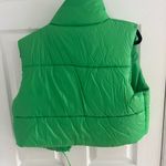 Green vest Size M Photo 1