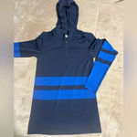 The North Face  Quarter Zip Pullover Women’s Size Small Blue Athletic Running Photo 0