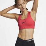 Nike Women's Victory Shape Black/Sports Bra Photo 0