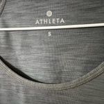 Athleta  Women’s Gray Fitted Short Sleeve Tee Size Small Photo 2