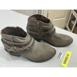 SO Womans  Western Red Bud Stone Size 8 M Taupe Straps Studs Chelsea Boots Photo 1