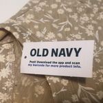 Old Navy  Everyday Wear Women’s Short Sleeve Tee Size Small Tan/White NWT Photo 1