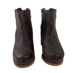 Sorel  Blake Distressed Ankle Waterproof Leather Boots in Blackened Brown Size 7 Photo 2