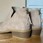 New Women’s Size 9 Khaki Colored Ankle Booties Tan Photo 1