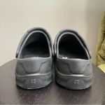Shoes For Crews Unisex Black Zinc Clogs / Size: W7 M5 Photo 7