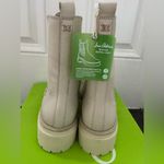 Sam Edelman NEW Wellington Lug Sole Chelsea Boots Size 10 Ivory Leather shoes Photo 3
