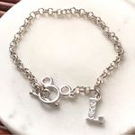 Disney initial Charm L toggle bracelet silver tone Photo 1